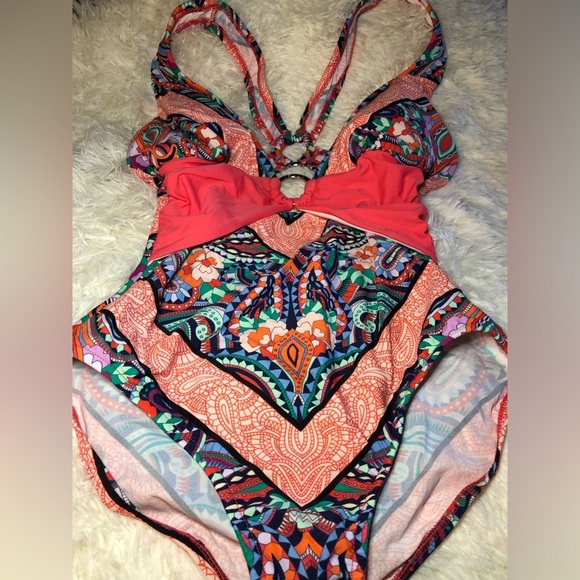 VENUS Women's One Piece Swimsuit - Multicolor Pattern - Picture 7 of 16